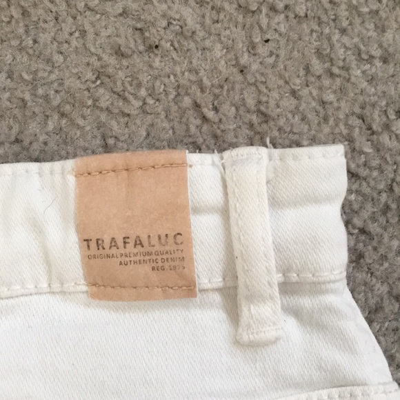 Zara white denim mini skirt - Picture 4 of 5